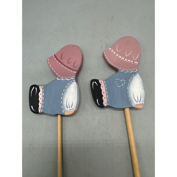 Vtg Wooden Amish-Themed Plant Stakes Hand-Painted Set Of 2 Folk Art Design READ - Picture 3 of 5